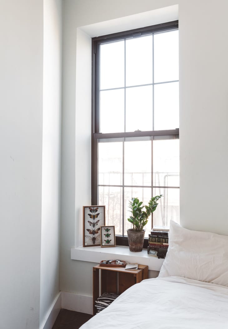7 Creative Window Sill Ideas Fun Ways to Dress Up Your Window Sill Apartment Therapy